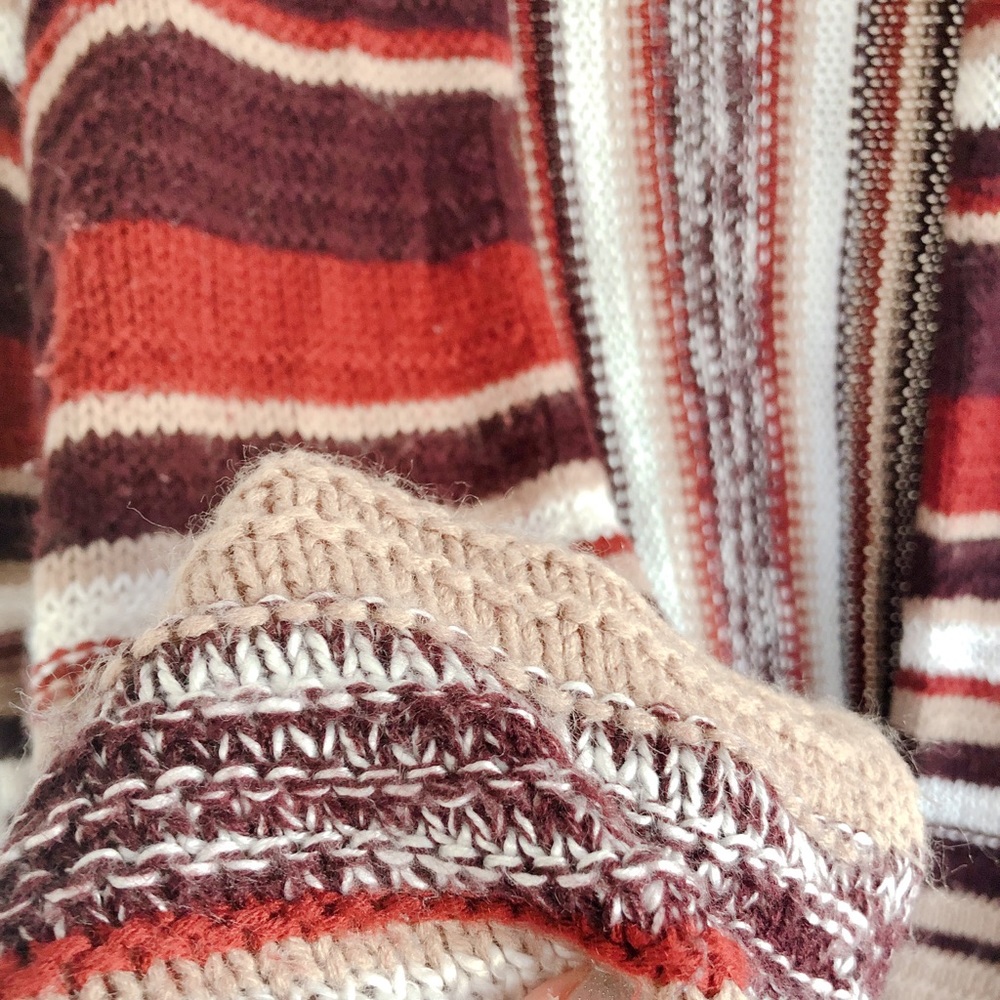 Cardigan - Picture 4 of 4
